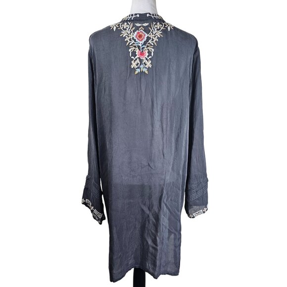 Johnny Was Arianna Floral Embroidered LS Tunic Blouse XL Gray Boho Relaxed Flowy - Picture 3 of 11